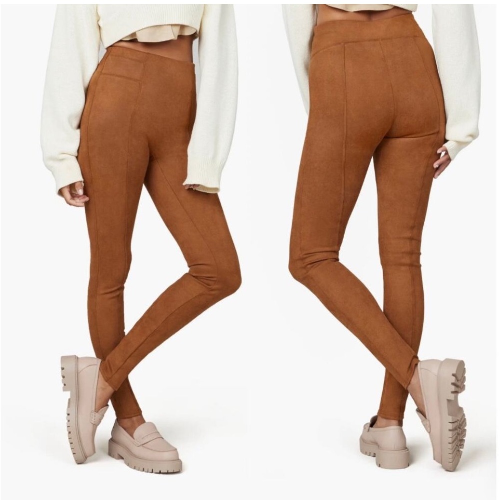 SPANX Faux Suede
Leggings Women’s Rich Caramel Activewear Shape wear Size L.